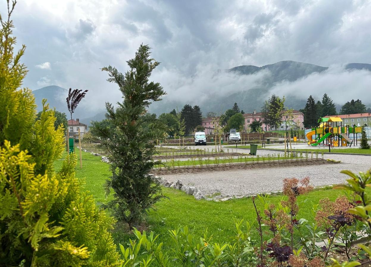 7 Lakes Camping Saparewa Banja Exterior foto