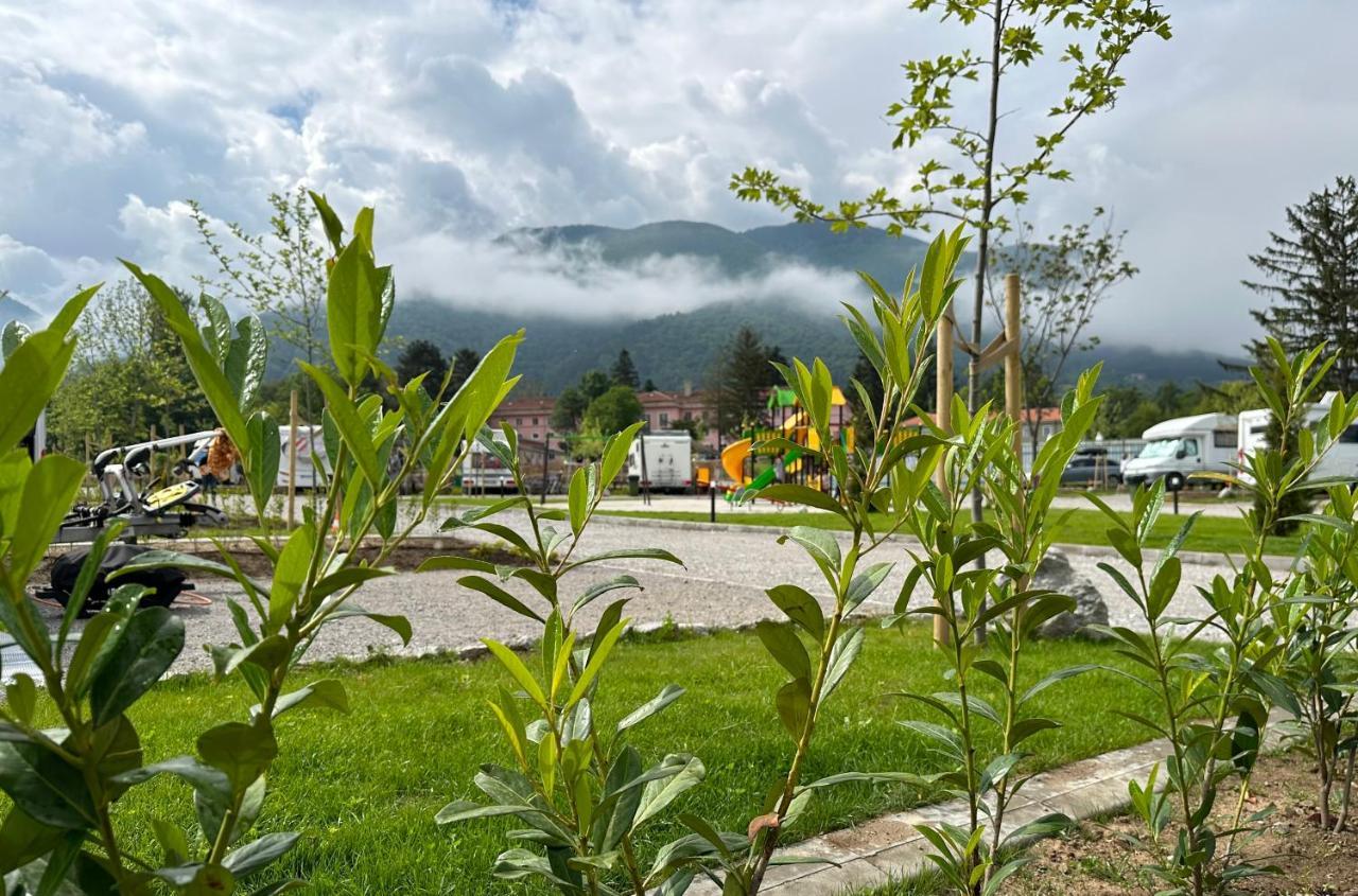 7 Lakes Camping Saparewa Banja Exterior foto