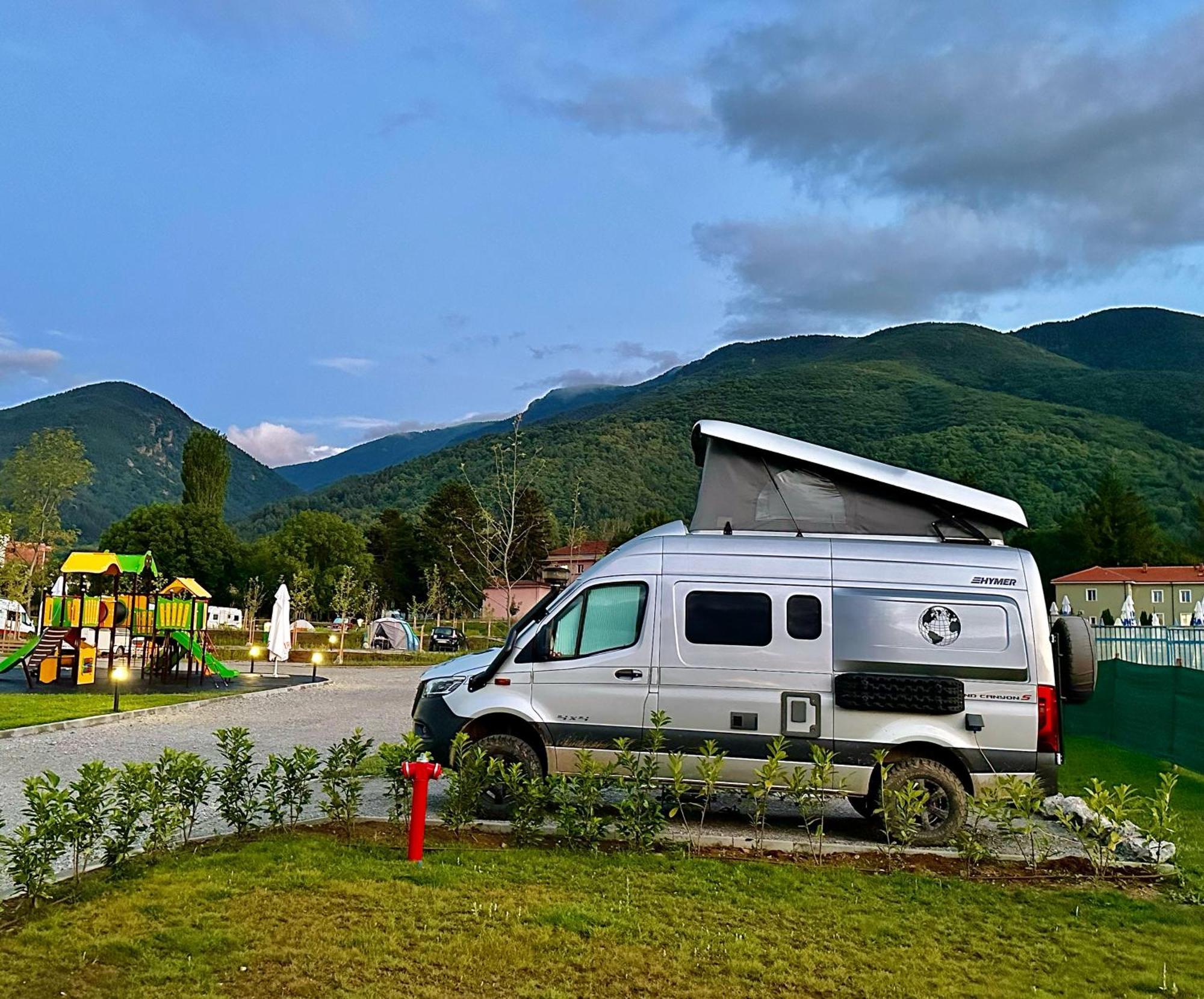 7 Lakes Camping Saparewa Banja Exterior foto