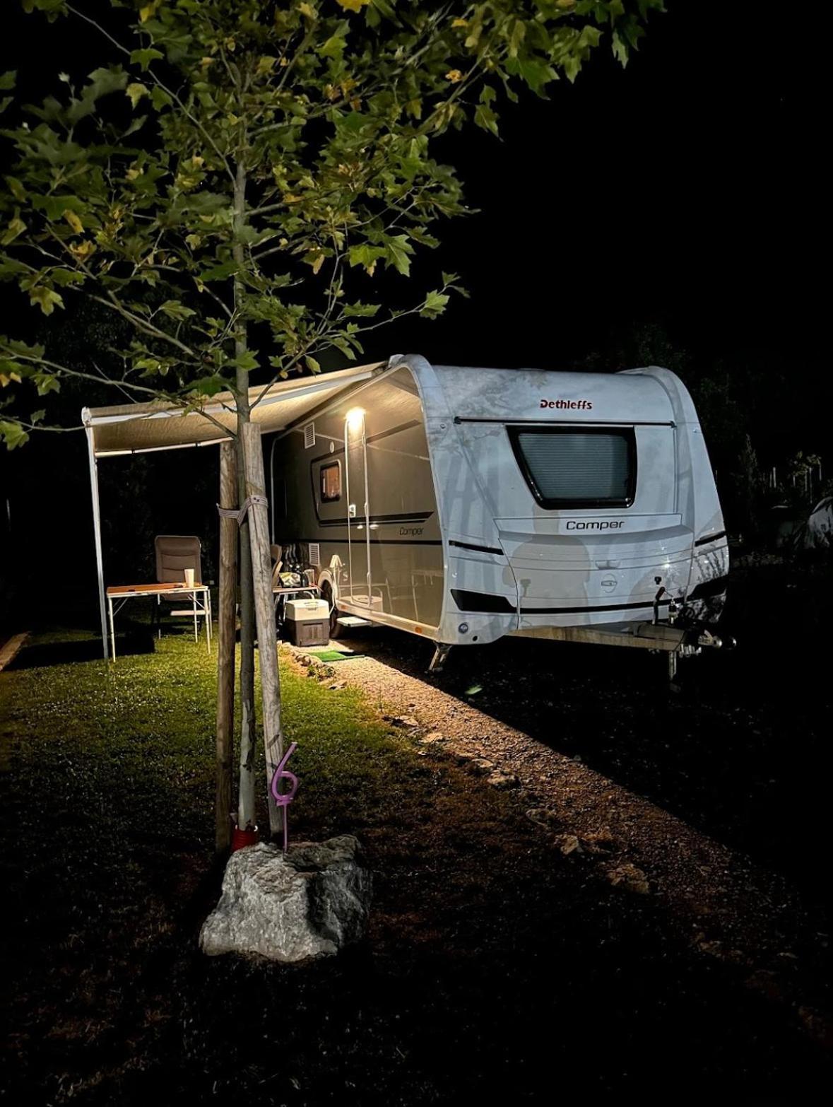7 Lakes Camping Saparewa Banja Exterior foto