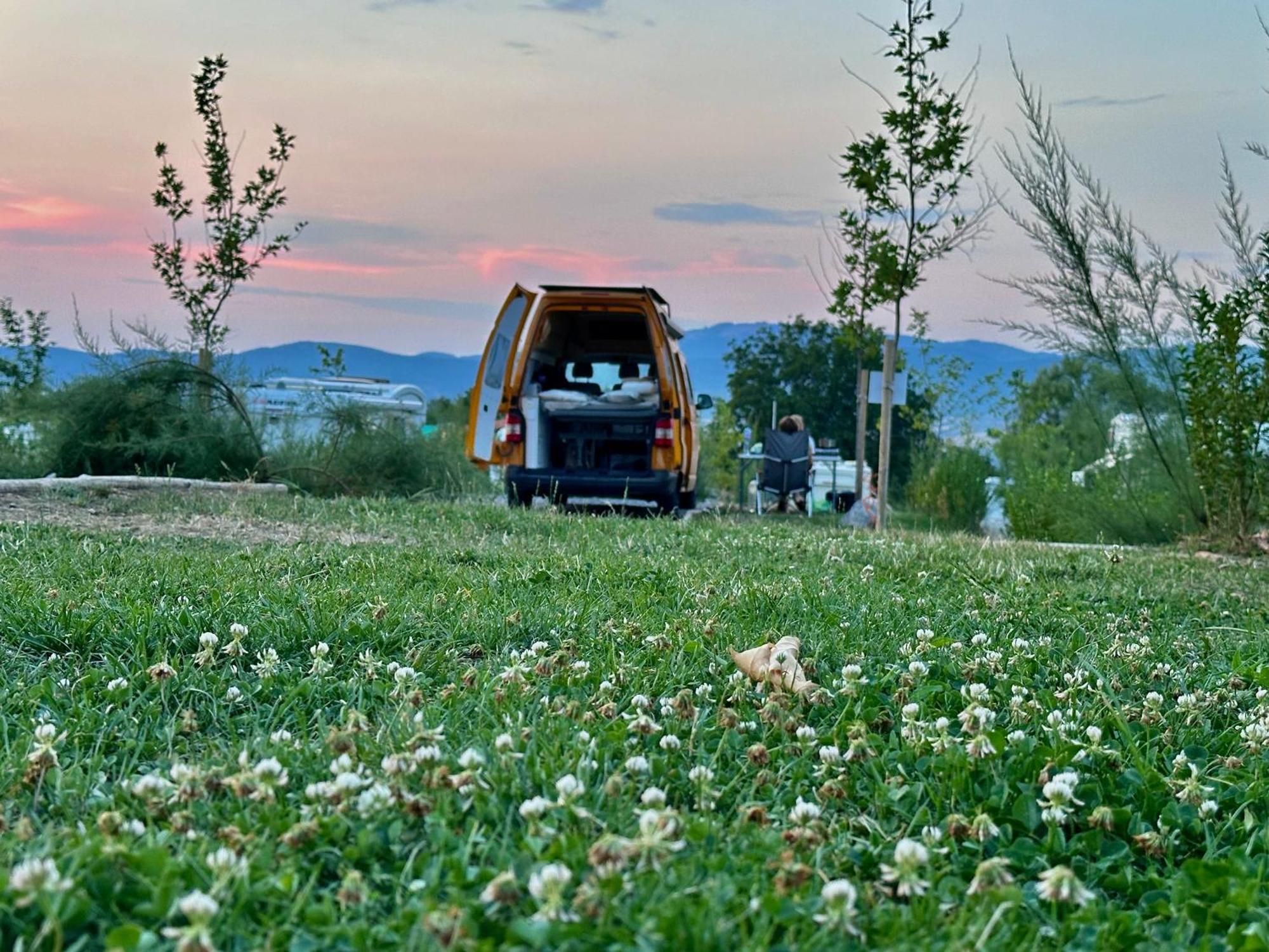 7 Lakes Camping Saparewa Banja Exterior foto